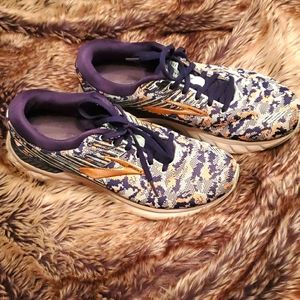 Brooks adrenaline running shoes